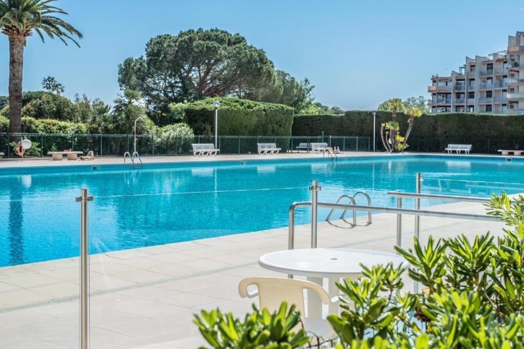 My Resid Appart Cannes Vue Marina Et Vue Montagne 망들리유 라 나플 외부 사진
